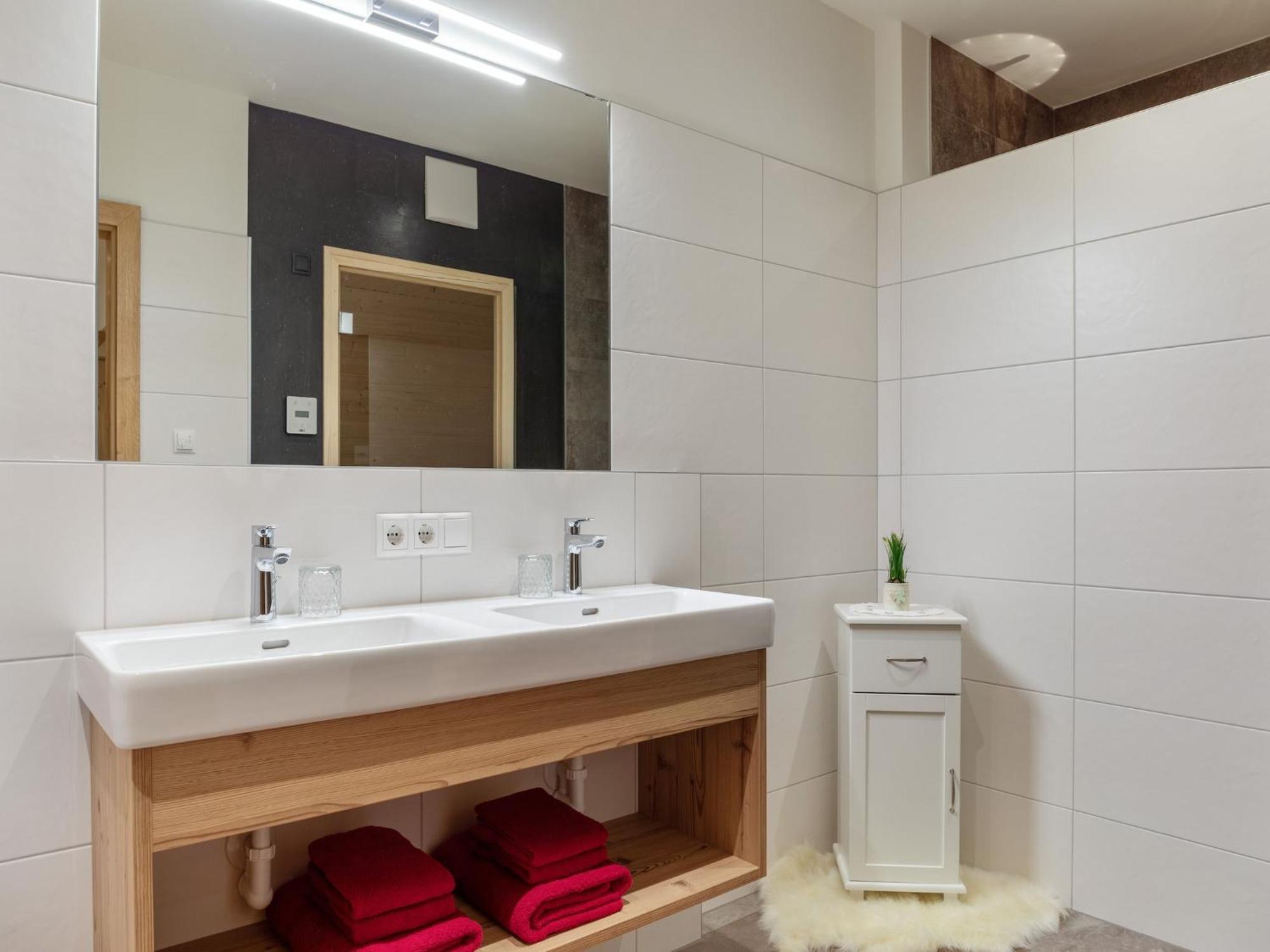 Luxurious Apartment With Sauna In Koenigsleiten Wald im Pinzgau Exterior foto